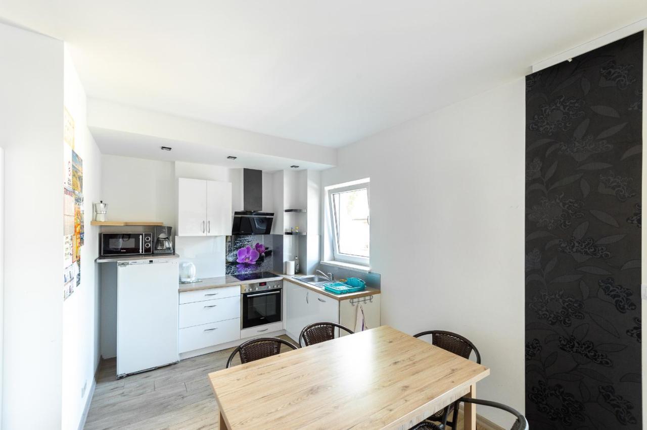 Apartamenty Heljan Miedzywodzie Bagian luar foto